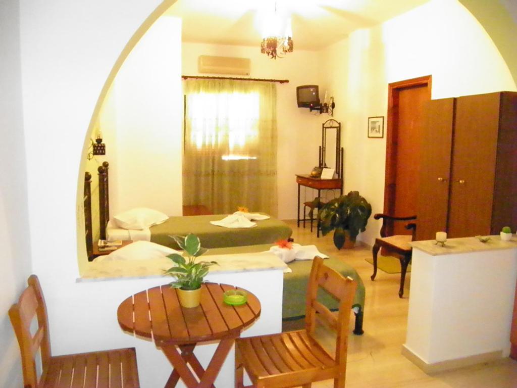 Mirsini Pansion Hotel Karterados  Luaran gambar