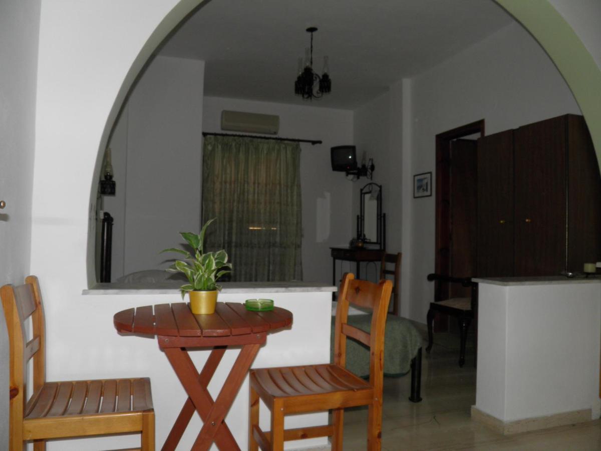 Mirsini Pansion Hotel Karterados  Luaran gambar
